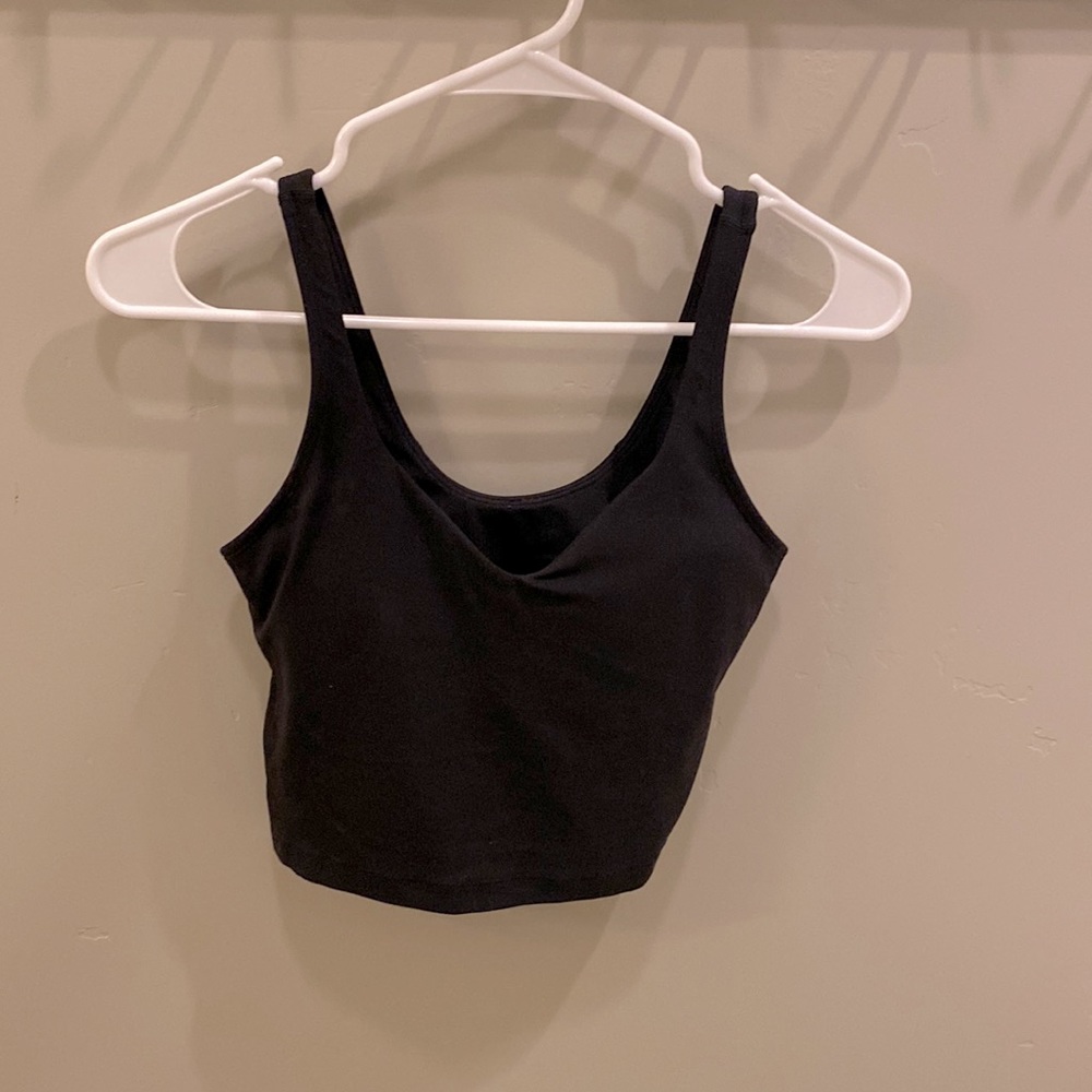 Size 4 lululemon align tank top. Only worn twice! (I accept offers)